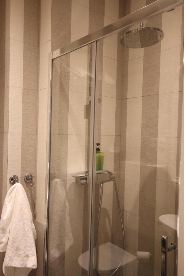 Apartamento Garcia Paredes Solo Adultos Мадрид Экстерьер фото